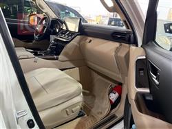 تۆیۆتا لاند کروزەر